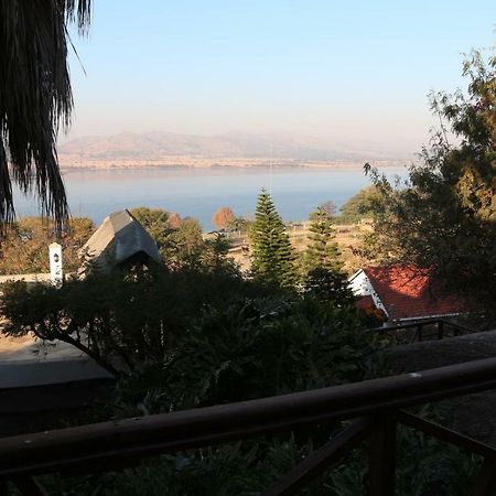 Galagos Lodge Hartbeespoort Exterior photo