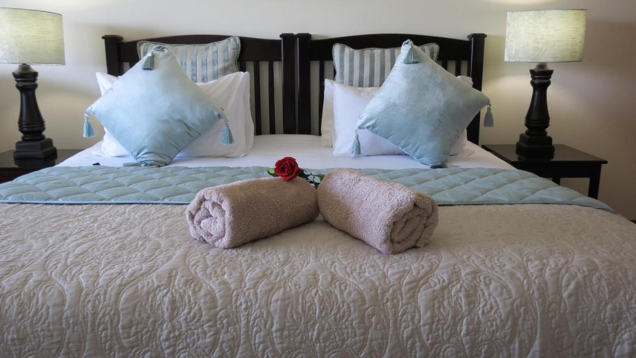 Galagos Lodge Hartbeespoort Exterior photo