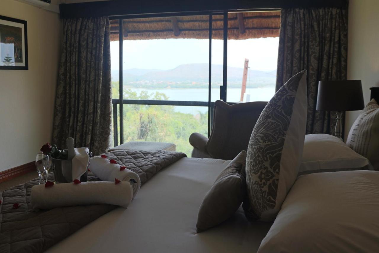 Galagos Lodge Hartbeespoort Exterior photo