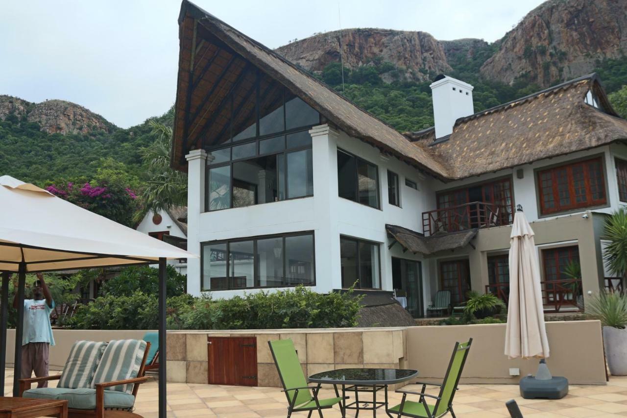 Galagos Lodge Hartbeespoort Exterior photo